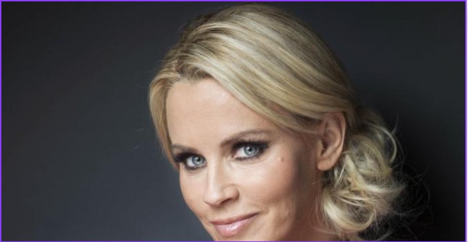 Jenny Mccarthy Body Measurements, Height, Age, Net Worth, Father, Boy Friend & Instagram