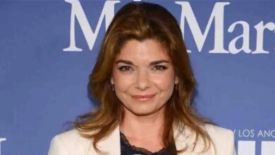 Laura San Giacomo Boob Size, Height, Net Worth, Husband, Age & Body Measurements