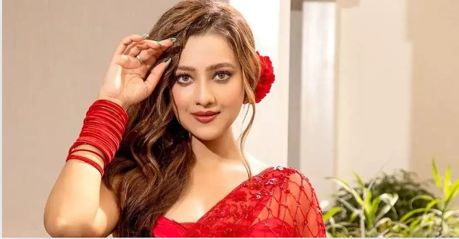 Madalsa Sharma Height, Age, Net Worth, Father, Boy Friend , Instagram & Body Measurements